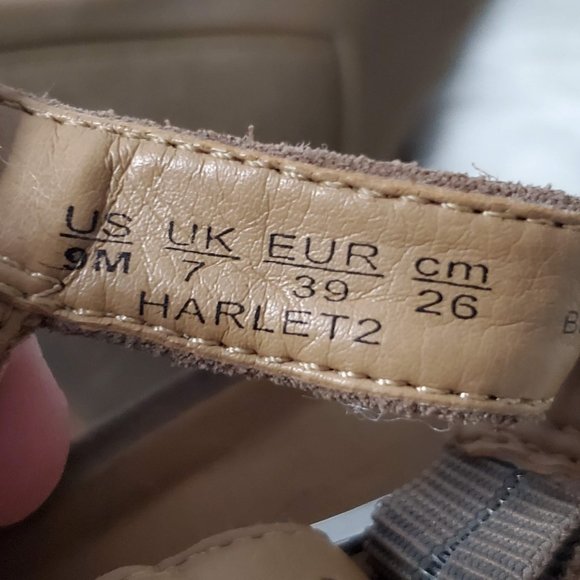 Franco Sarto Womens Harlet 2 Dress Sandals Suede Perforated Taupe, 9 - Picture 8 of 9